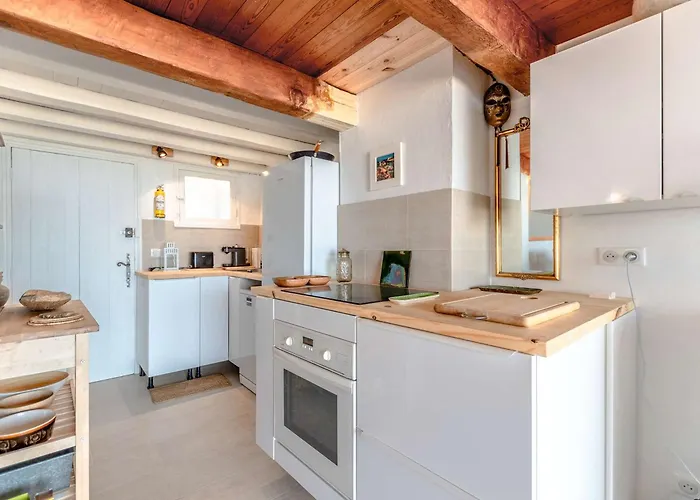 Lumineux Avec Climatisation Et Parking A Port - Fr-1-868-4 * Гримо